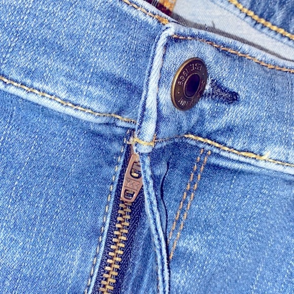 GAPjeans size 32 Tall - Picture 6 of 7